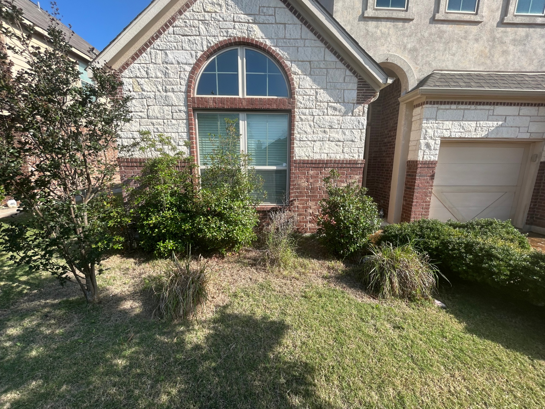 Front yard before listing prep